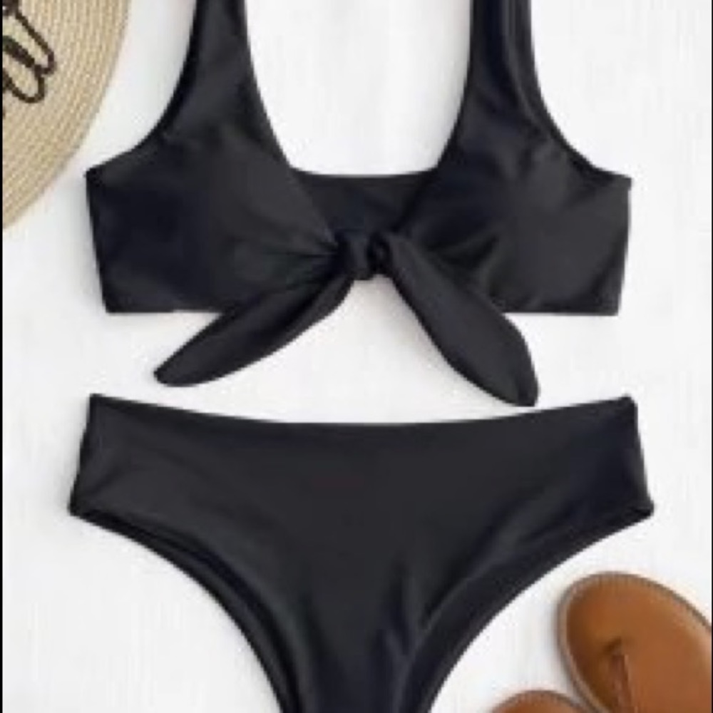 Front Knot Padded Bikini Set- Black